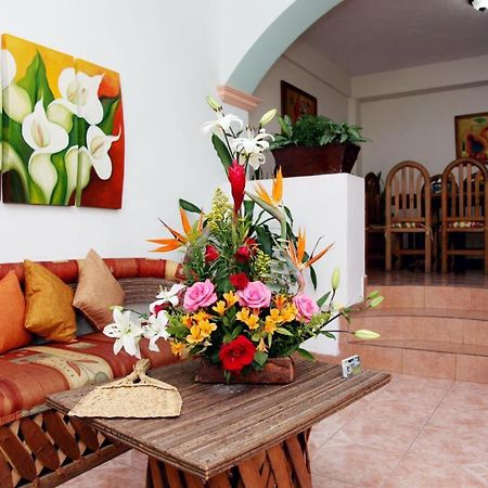 Hostal Casa Blanca Comala Exterior photo
